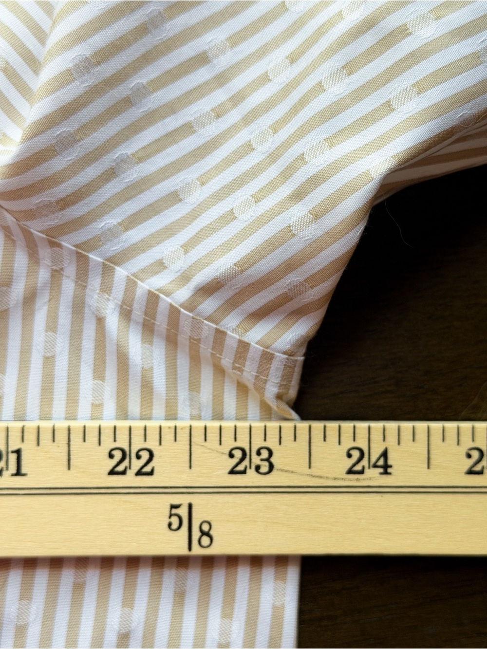 Chico’s No-Iron CoolMax All-Season Button-Down Blouse XL Beige White Stripe EUC - Picture 6 of 10